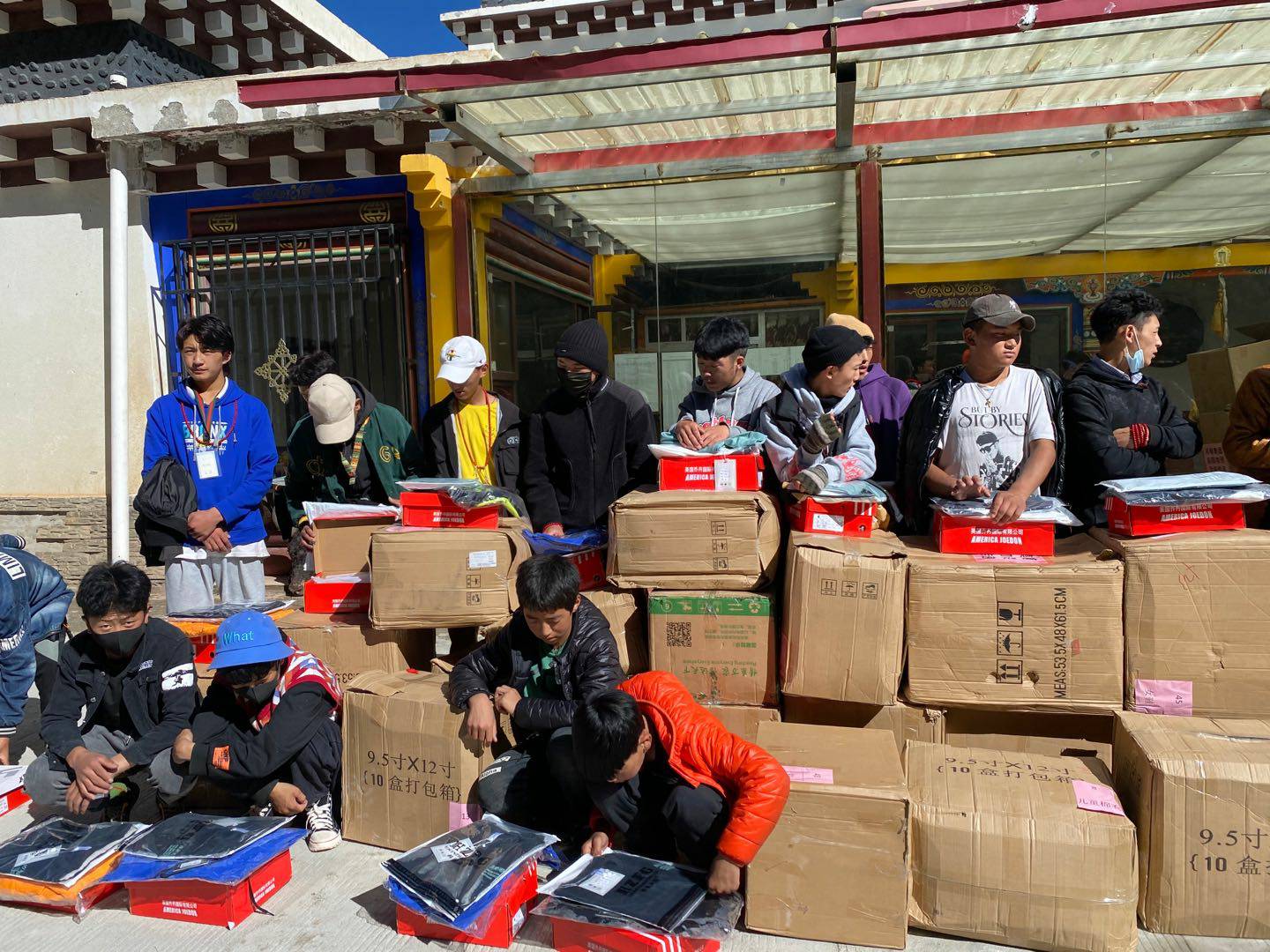 天津邢硕牧业中介服务有限公司公益回顾丨家国同欢月同圆 温暖满载甘孜州(图7) 天津邢硕牧业中介服务有限公司公益回顾丨家国同欢月同圆 温暖满载甘孜州(图7)