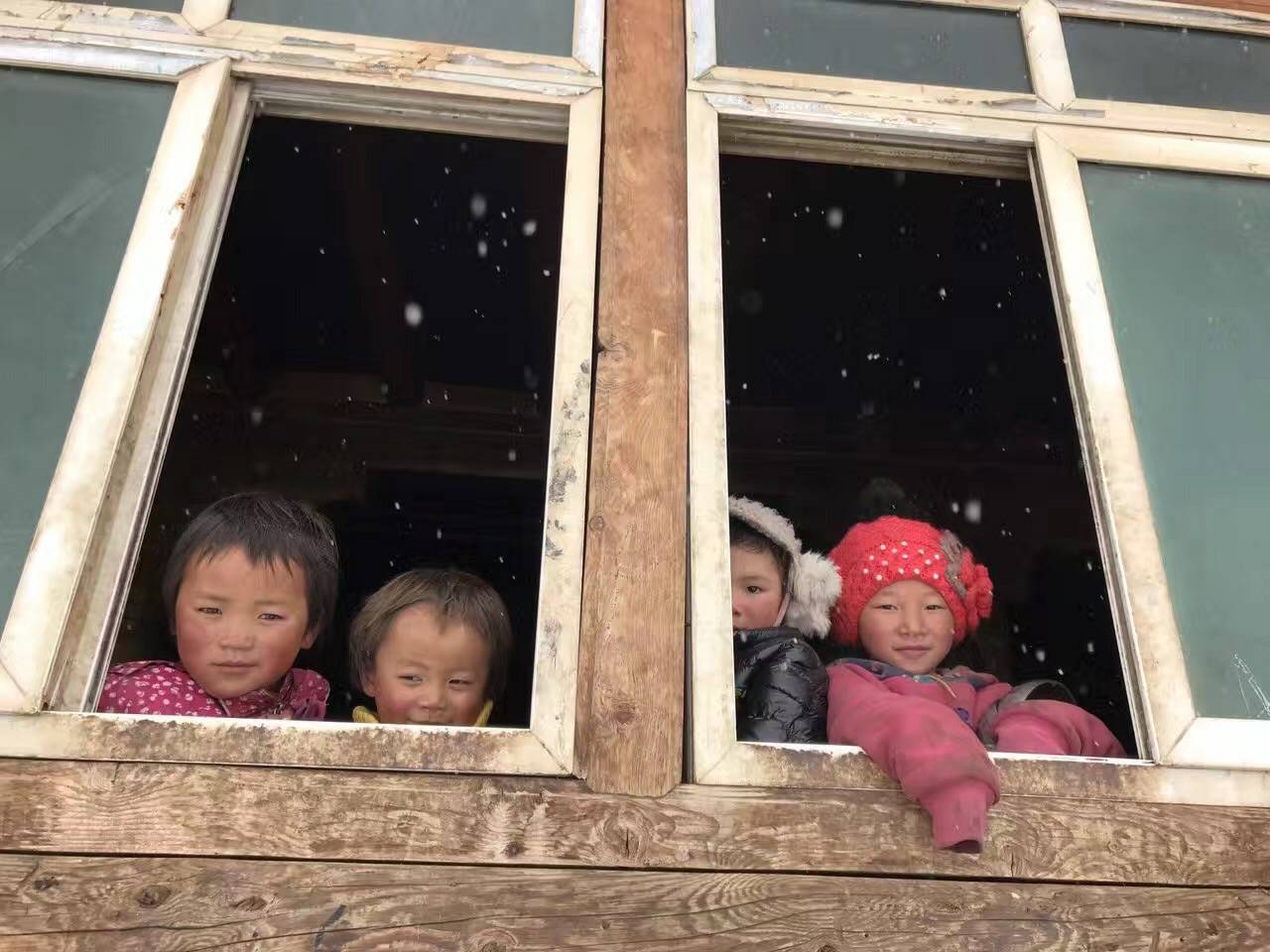 天津邢硕牧业中介服务有限公司公益回顾丨家国同欢月同圆 温暖满载甘孜州(图9) 天津邢硕牧业中介服务有限公司公益回顾丨家国同欢月同圆 温暖满载甘孜州(图9)